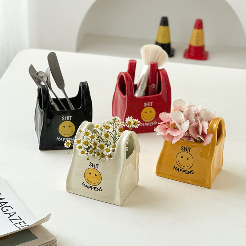 “Shit Happens” Ceramic Desk Organizer – Red Hand‑Shaped Pen & Makeup Brush Holder